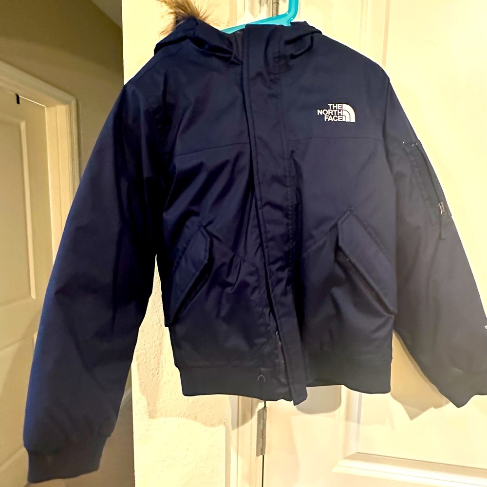 THE NORTH FACE.  Blue navy jacket size M GREAT CONDITION